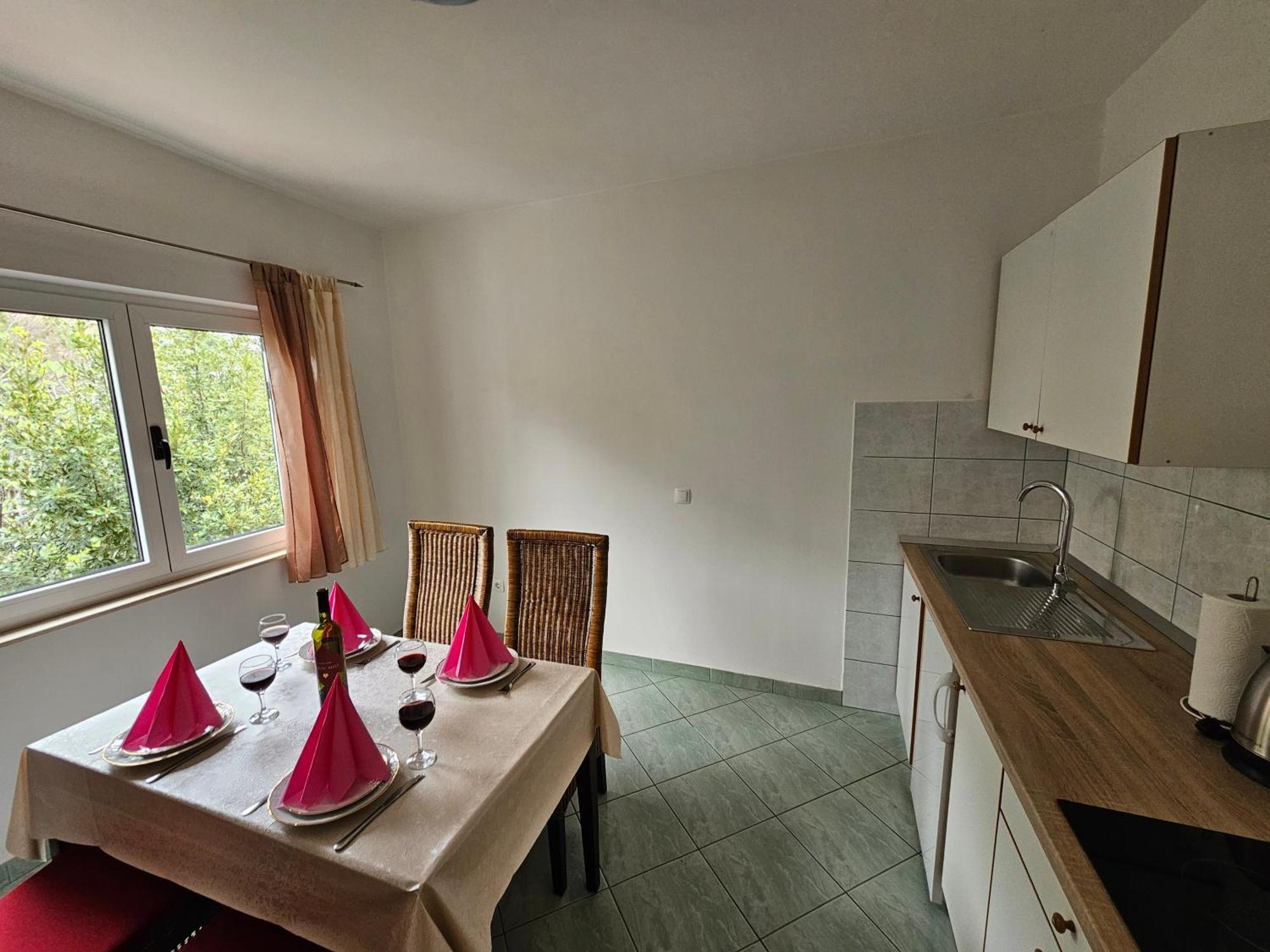Apartments Kovac Макарська Номер фото