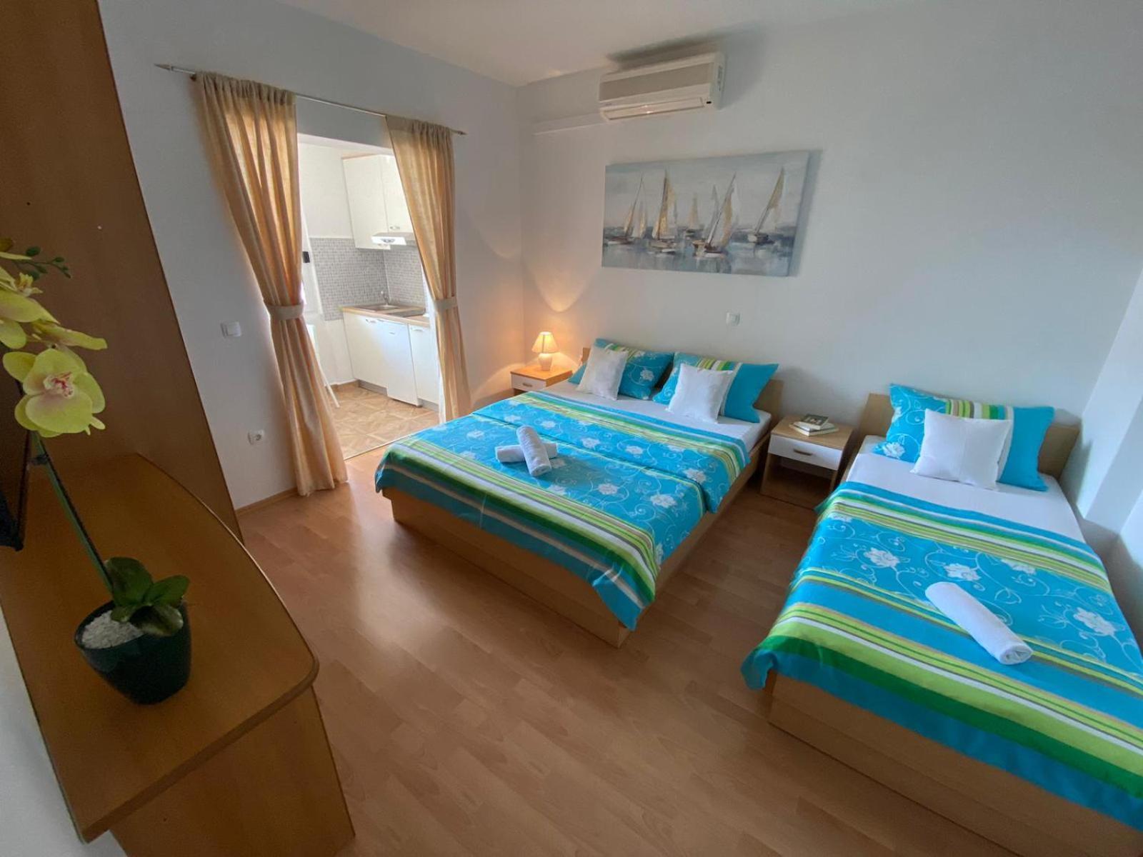 Apartments Kovac Макарська Номер фото